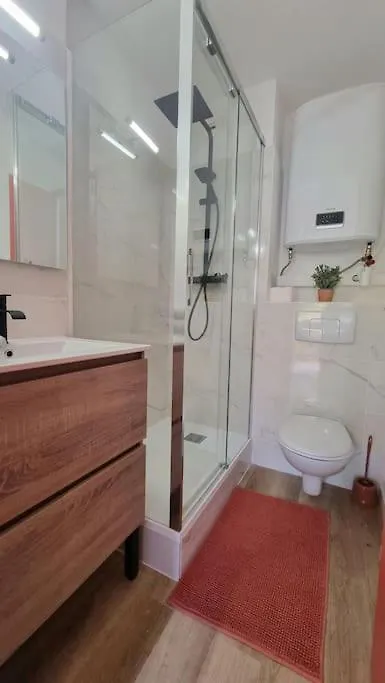 Chez K&D Studioterra Saint-Raphaël فرنسا