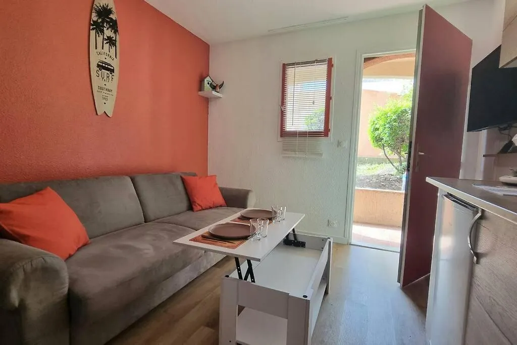 Chez K&D Studioterra Saint-Raphaël 0*,